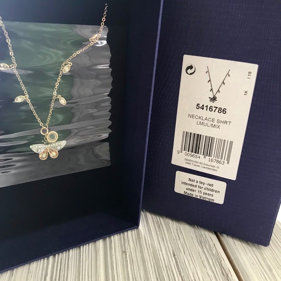 Swarovski Butterfly Mixed Metal - Picture 4 of 4